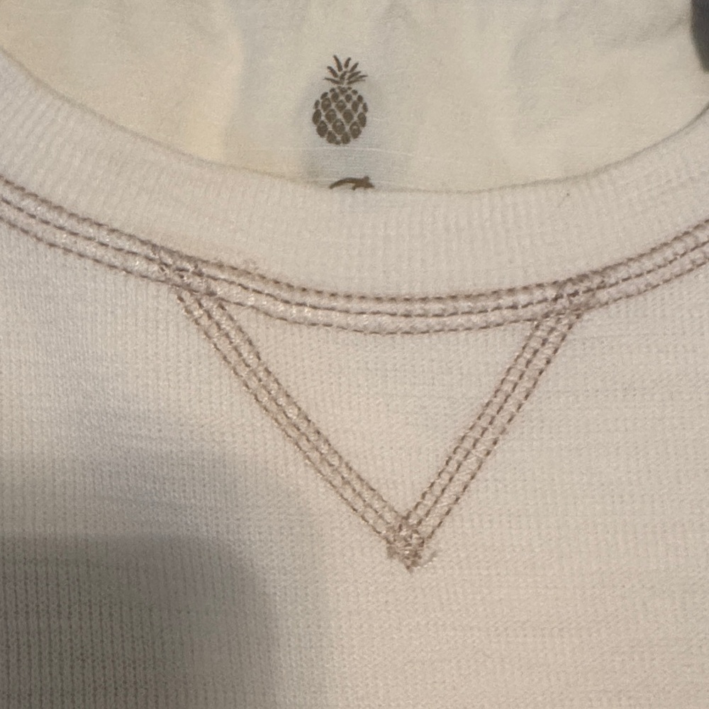 Tommy Bahama sweatshirt - Picture 3 of 3